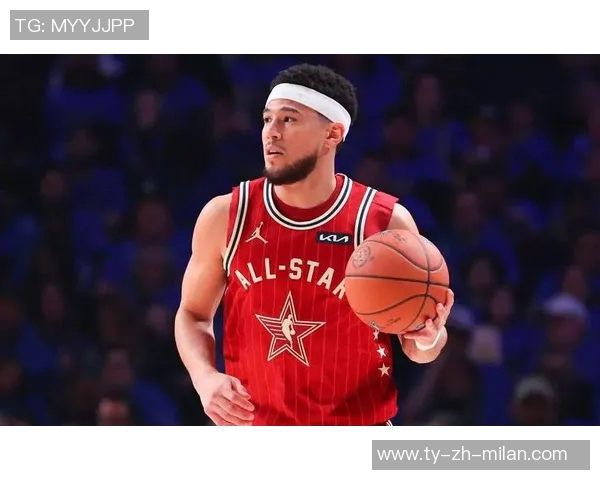 布克谈黑人球员身份：我们肩负代表责任努力不辜负大家的期望